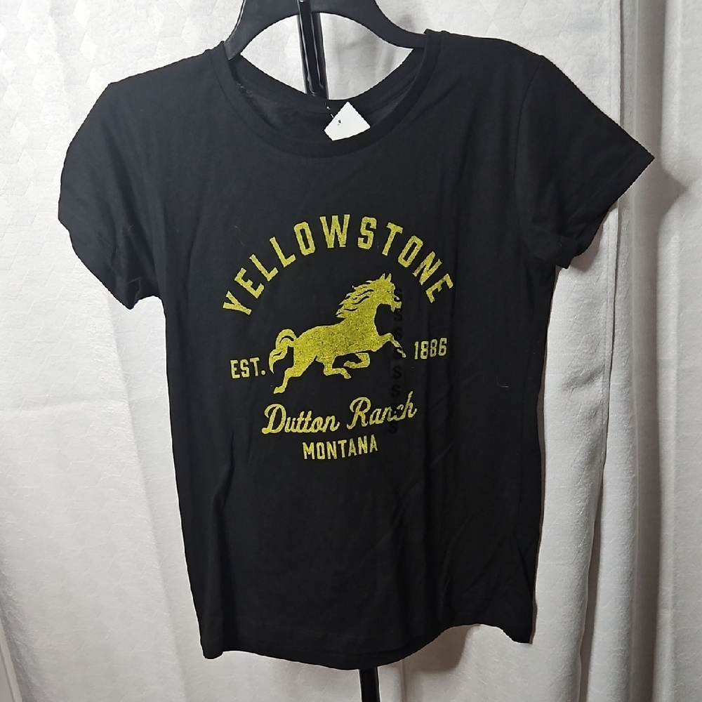 Black Yellowstone Graphic T-Shirt